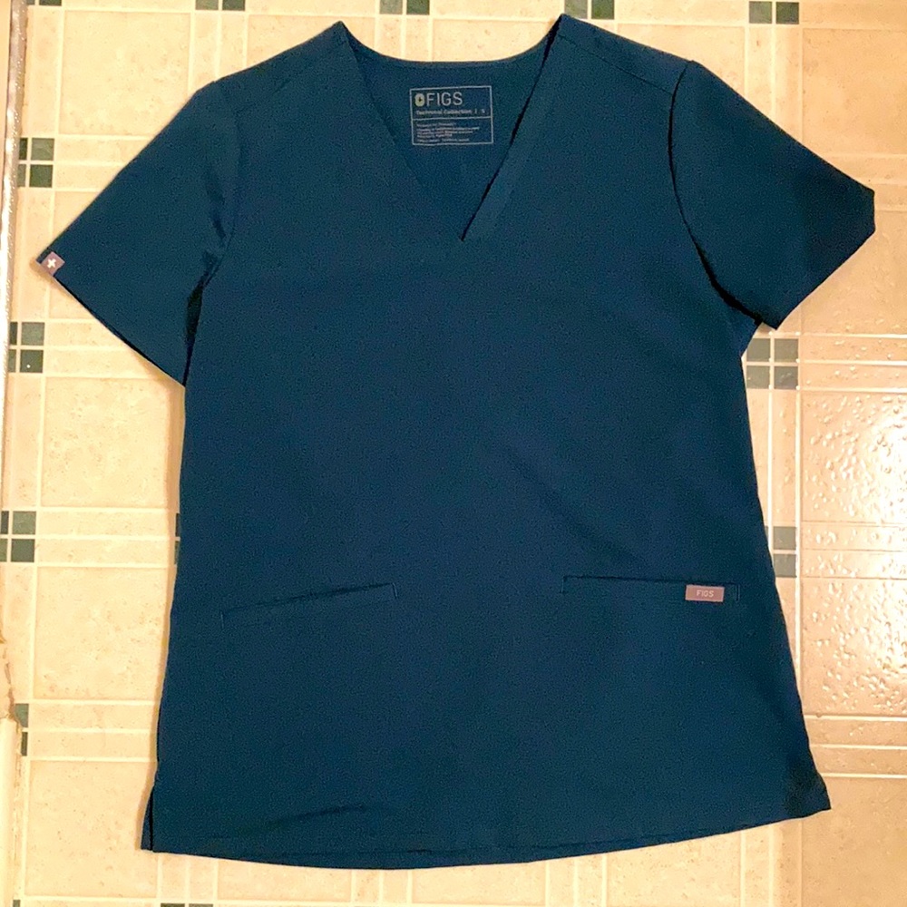 FIGS Scrub Top Size Small